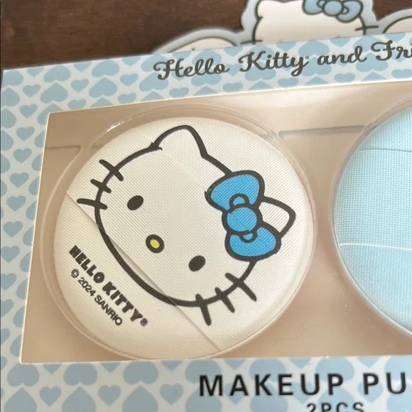 Hello Kitty Makeup Puffs - Picture 4 of 4